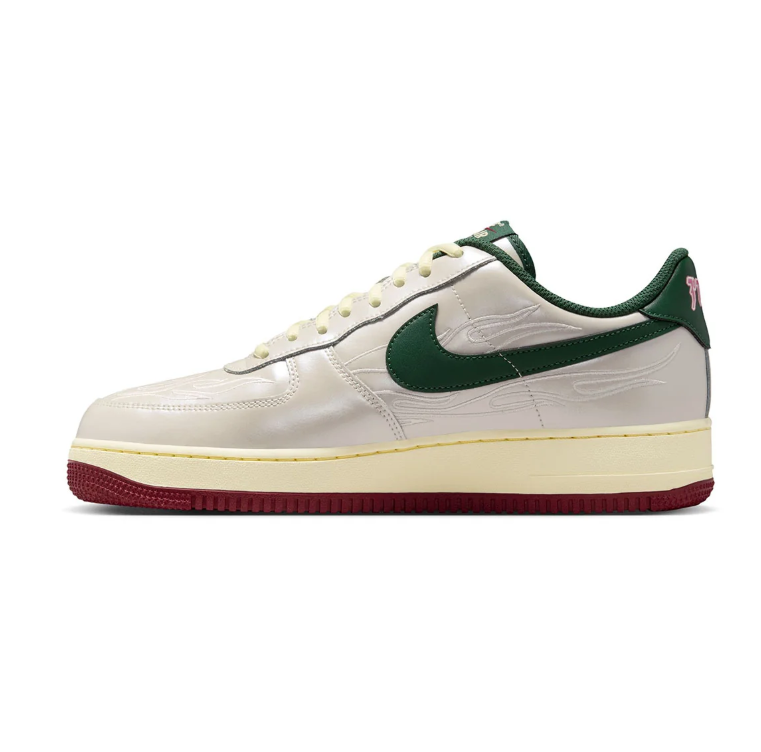 Nike Off-White and Dark Green Low-Top Sneakers with Burgundy Outsole