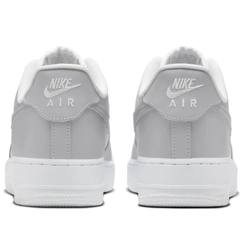 Nike White and Light Grey Low-Top Sneakers with Grey Swoosh
